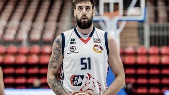 Баскетболистът на ПСА Сант 039 Антимо Николай Вангелов прие предизвикателството на Sportal bg