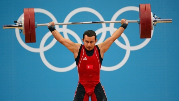 Резултатите на турския състезател по вдигане на тежести Ерол Билгин