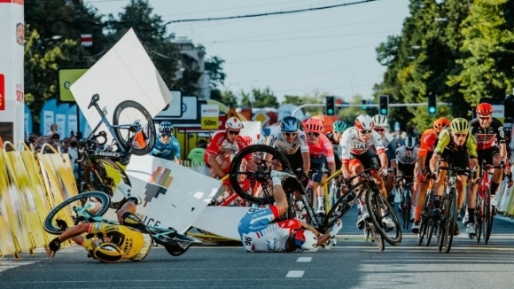 Животът на колоездача Фабио Якобсен вече не е в опасност