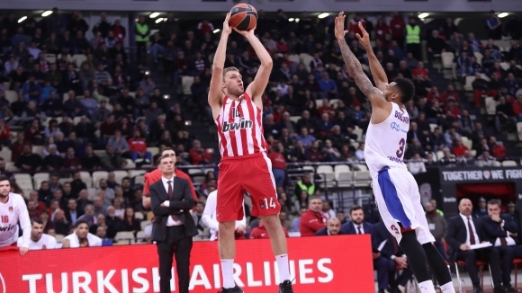 Баскетболният отбор на Олимпиакос ще изиграе осем контроли преди началото