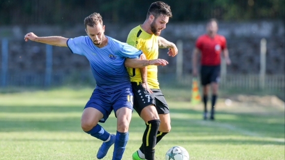 Шест срещи се изиграха от четвъртия кръг на Трета лига