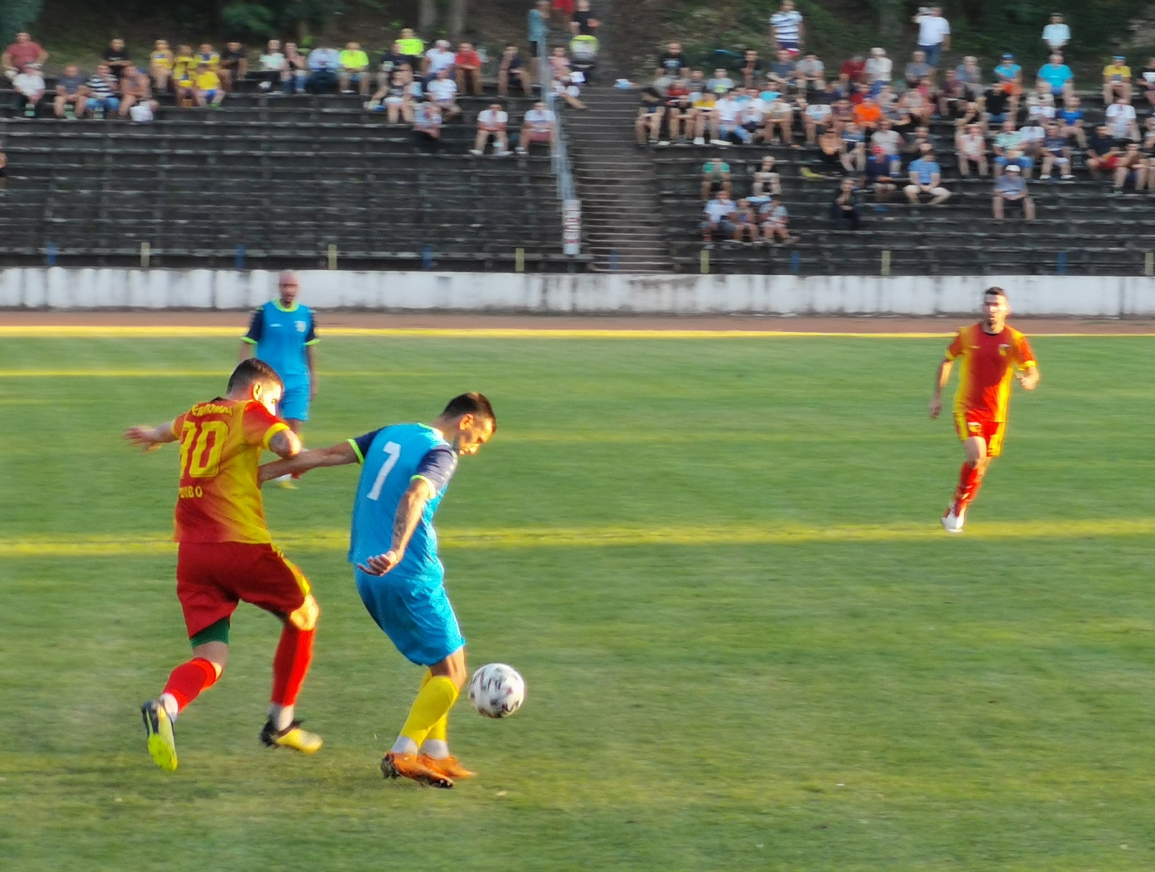Футболистите на Черноломец Попово победиха с убедителното 4 1 тима на