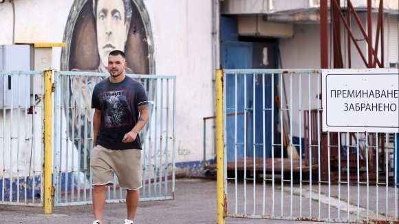 Нападателят Валери Божинов може да стане футболист на още днес