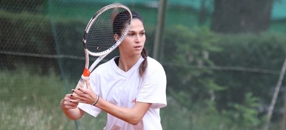 Българката Изабелла Шиникова приключи участието си на турнира по тенис