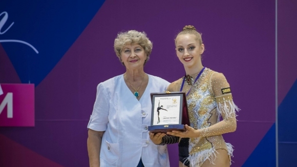 Двукратната шампионка на България по художествена гимнастика Боряна Калейн разкри
