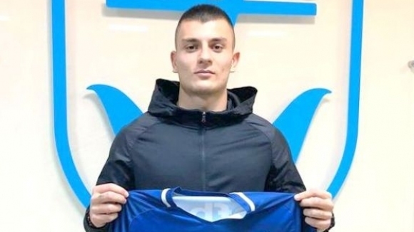 Бившият нападател на и Николай Дросев вкара два гола