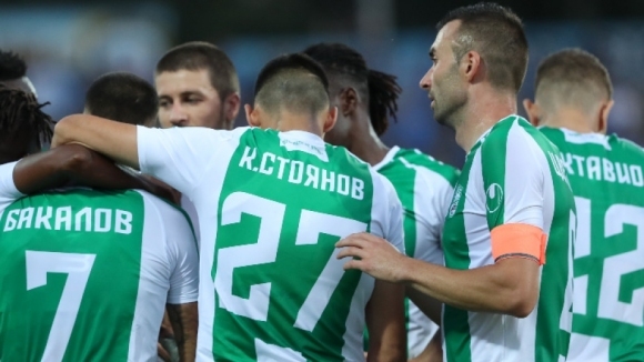 Халфът на претърпя операция на коляното в сряда Спортният директор