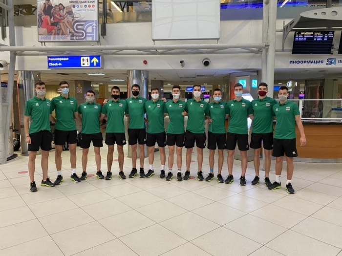 Националният отбор на България за юноши под 18 години пристигна