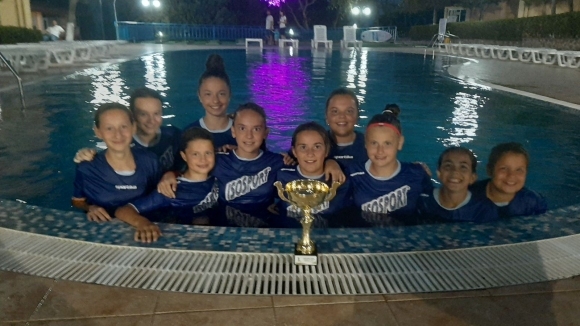 Девойките на благоевградския футболен клуб Спортика до 15 години спечелиха