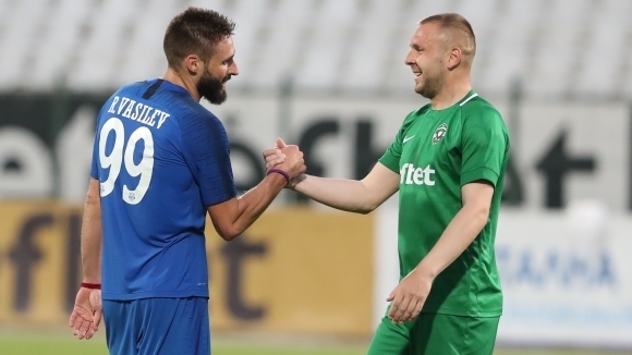 Динамо Букурещ иска да привлече защитника на Лудогорец Казмин Моци