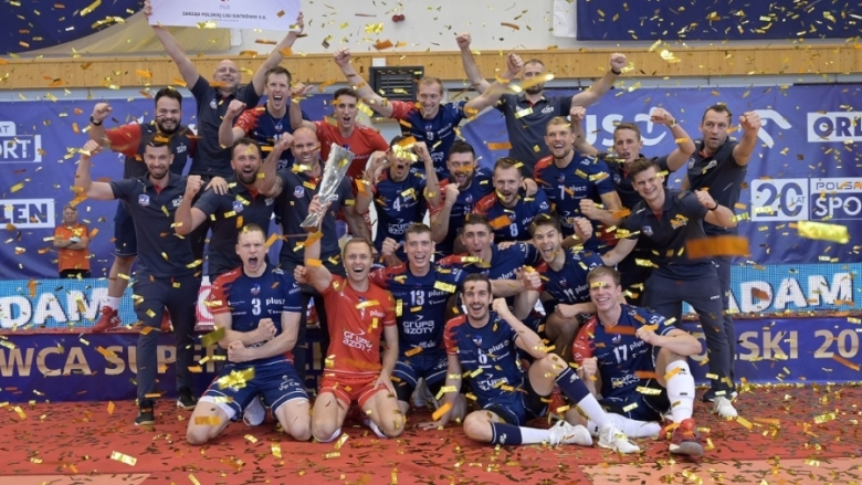 Тимът на ЗАКСА (Кенджежин-Кожле) триумфира със Суперкупата на Полша. Волейболистите