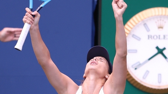 Най добрата българска тенисистка Цветана Пиронкова продължава изумителния си рейд на