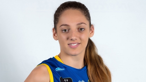 Волейболистката на Марица (Пловдив) Добрина Христоскова ще продължи кариерата си