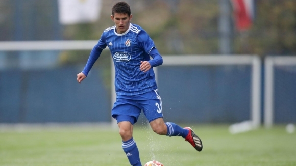 Левият бек Филип Антовски вече официално е играч на Славия