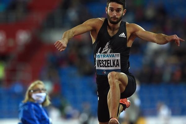 Томаш Веселка изненада олимпийския и четирикратен световен шампион в тройния