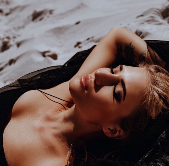 Руската ММА звезда Анастасия Янкова шокира феновете на бойните спортове