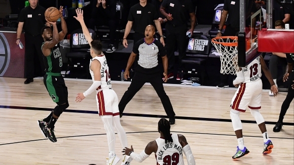 Гардът на Бостън Селтикс Кемба Уокър призна че трябва да