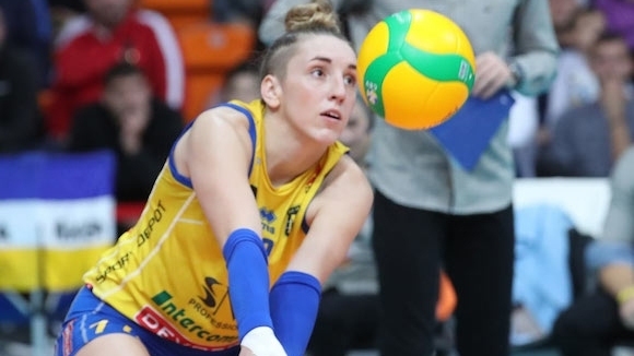 Женският волейболен шампион на България Марица Пловдив загуби първата си