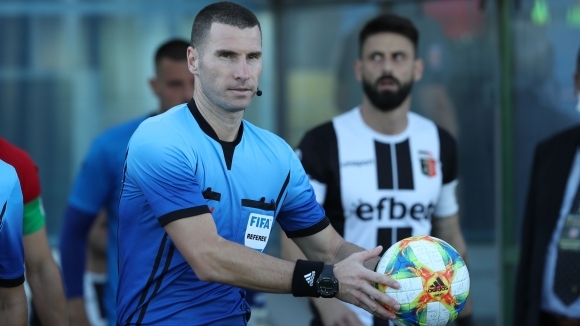 От БФС са обсъждали вариант при който да отложат цял