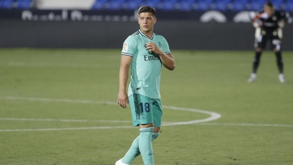 Нападателят на Реал Мадрид Лука Йович възнамерява да напусне отбора