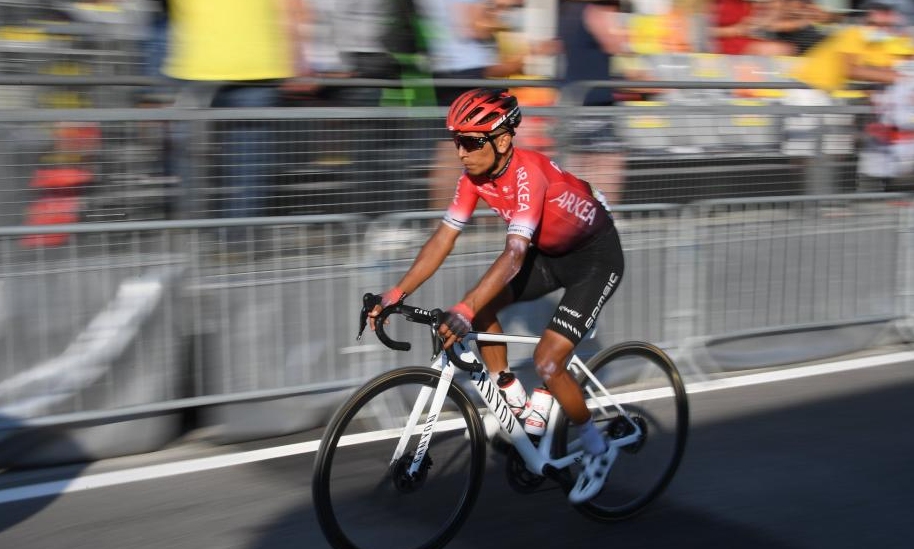 Колумбийският колоездач Наиро Кинтана се защити от подозренията в употреба