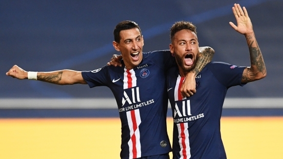 Аржентинският халф на Пари Сен Жермен Анхел Ди Мария отнесе