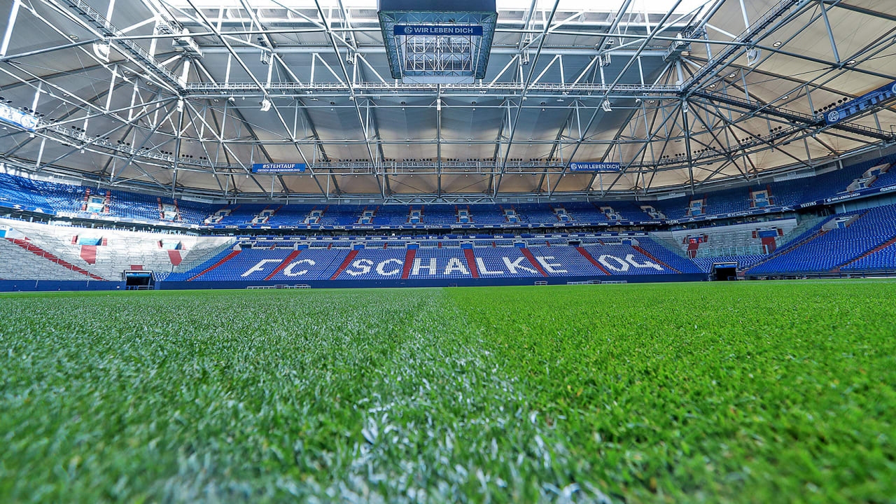 Днешният мач от втория кръг на Бундеслигата между Шалке и