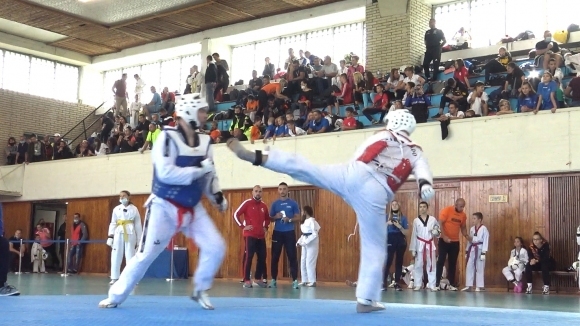 Близо 300 състезатели се включиха в първия турнир по таекуондо