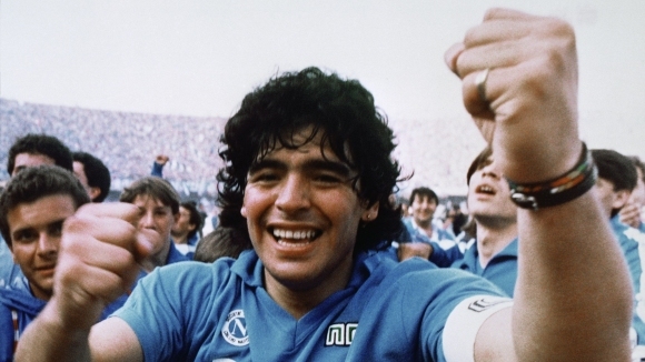 Документалният филм за живота на легендарния футболист Диего Марадона ще