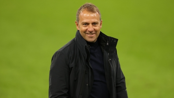 Наставникът на Байерн Мюнхен Ханзи Флик бе определен от УЕФА