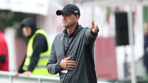 Голям скандал избухна в Нефтохимик ден след отпадането на отбора