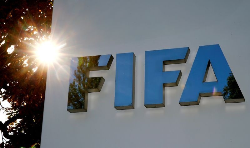 Международната футболна федерация ФИФА наложи конкретни условия за включването на