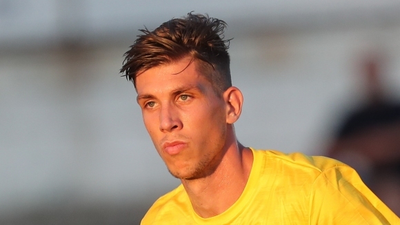 Нидерланският халф на напуска клуба и ще продължи кариерата си