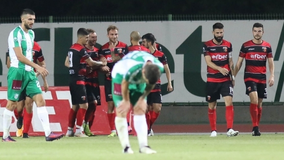 Берое посреща Локомотив Пловдив в много важен и за двата