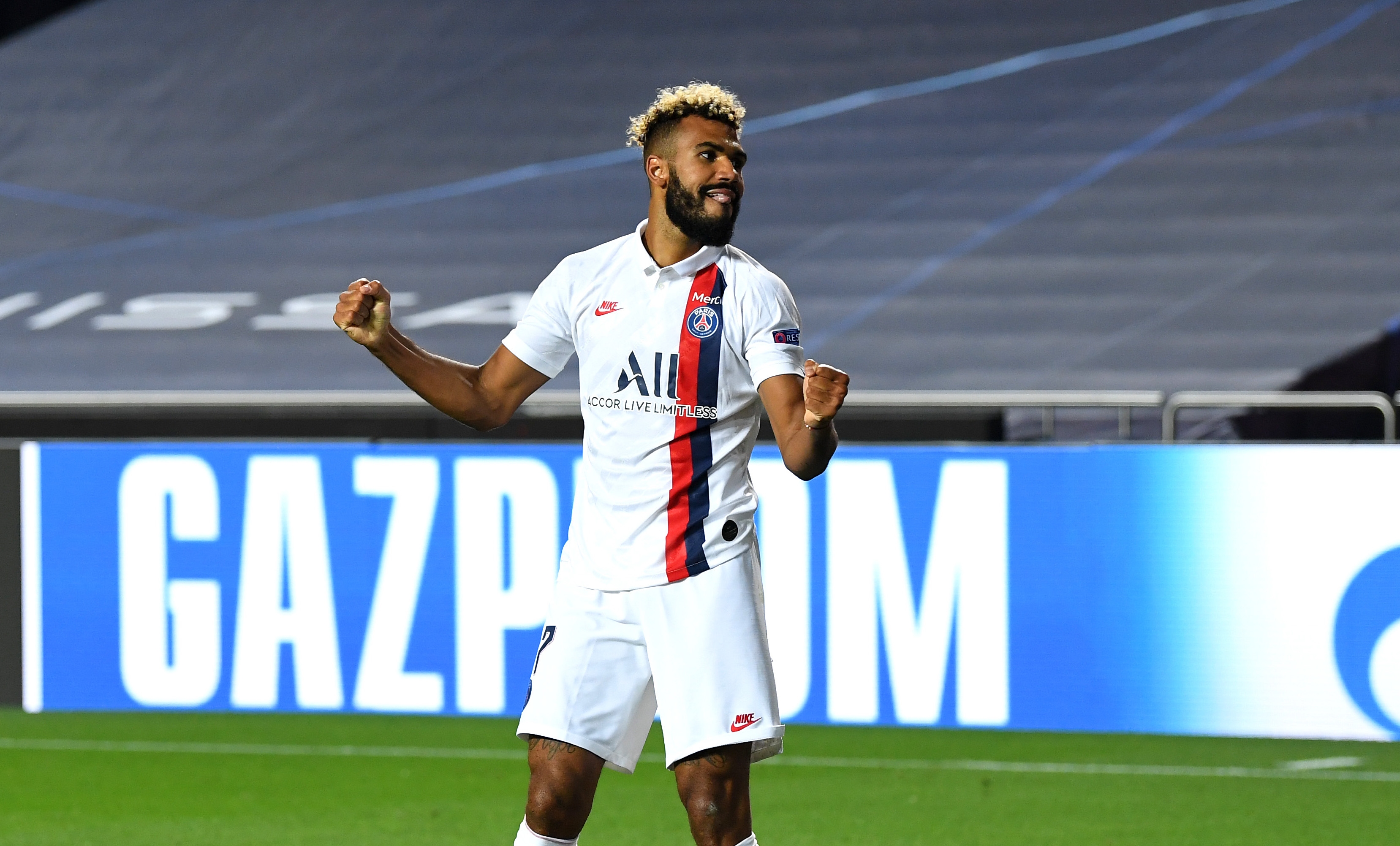 Байерн Мюнхен ще има нов нападател Ерик Максим Чупо Мотинг