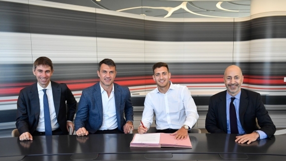 От Милан официално обявиха привличането на десния бек Диого Далот