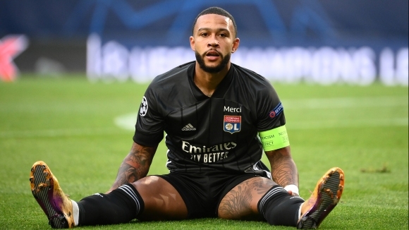 Спортният директор на Олимпик Лион Жуниньо потвърди споразумението на нападателя