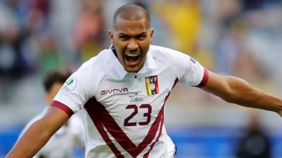 Саломон Рондон ще пропусне световните квалификации на националния отбор на