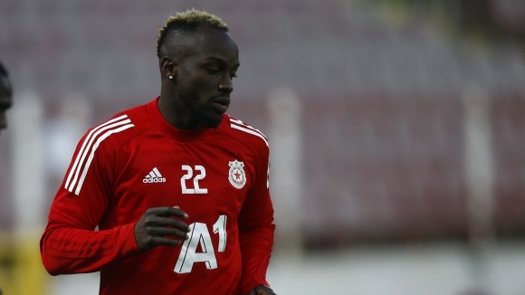 Голмайсторът на ЦСКА София Али Соу се сбогува с тима и