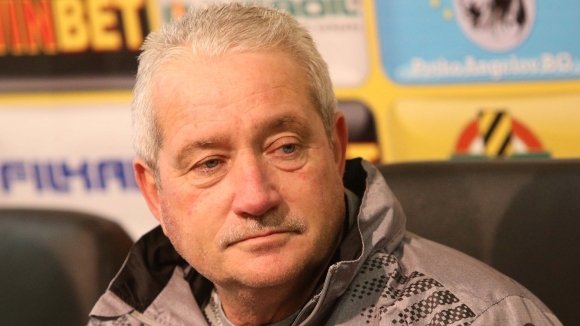 Ферарио Спасов вече не е старши треньор на Ботев Пловдив