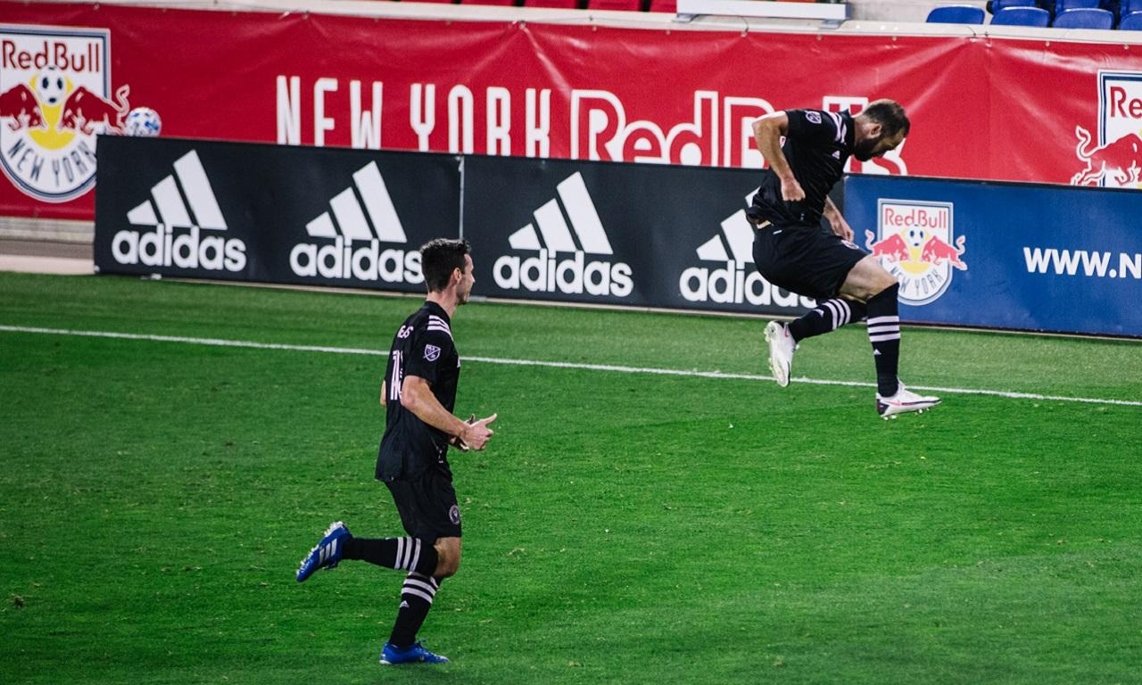 Аржентинският нападател Гонсало Игуаин отбеляза дебютния си гол в Американската