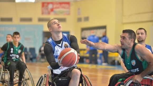 Баскетболният клуб за хора с увреждания Левски загря с победа