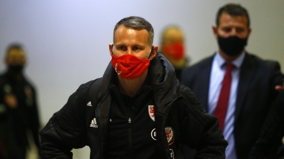 Националите на Уелс пристигнаха в София за предстоящия си сблъсък