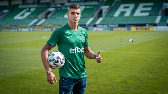 Последното попълнение на ще излезе като титуляр в мача с