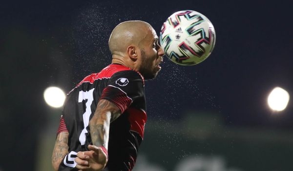 Крилото на Локомотив Пловдив Момчил Цветанов ще пропусне гостуването на