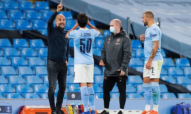 Неприятна ситуация във въздуха преживяха футболистите на Манчестър Сити Полетът