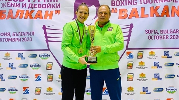 Световната и двукратна европейска шампионка Станимира Петрова спечели купата на