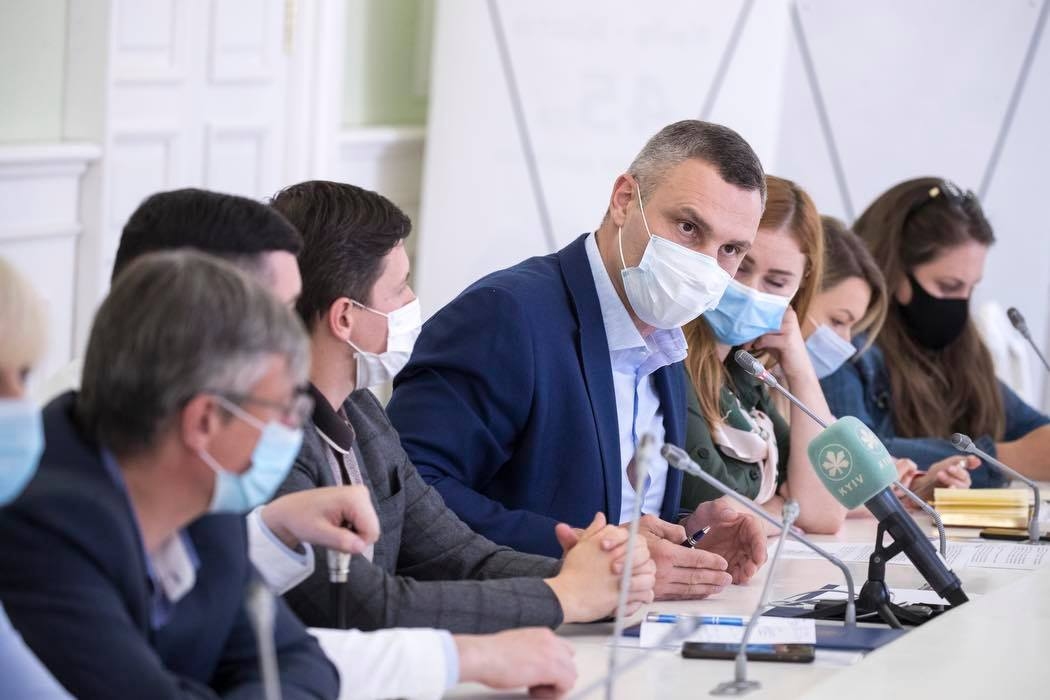 Кметът на Киев Виталий Кличко се е самоизолирал след положителен