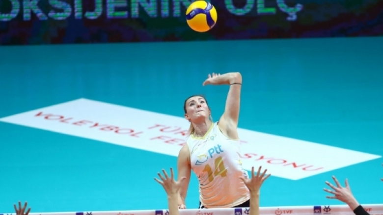 Националката Емилия Димитрова и тимът на ПТТ Спор Анкара претърпяха