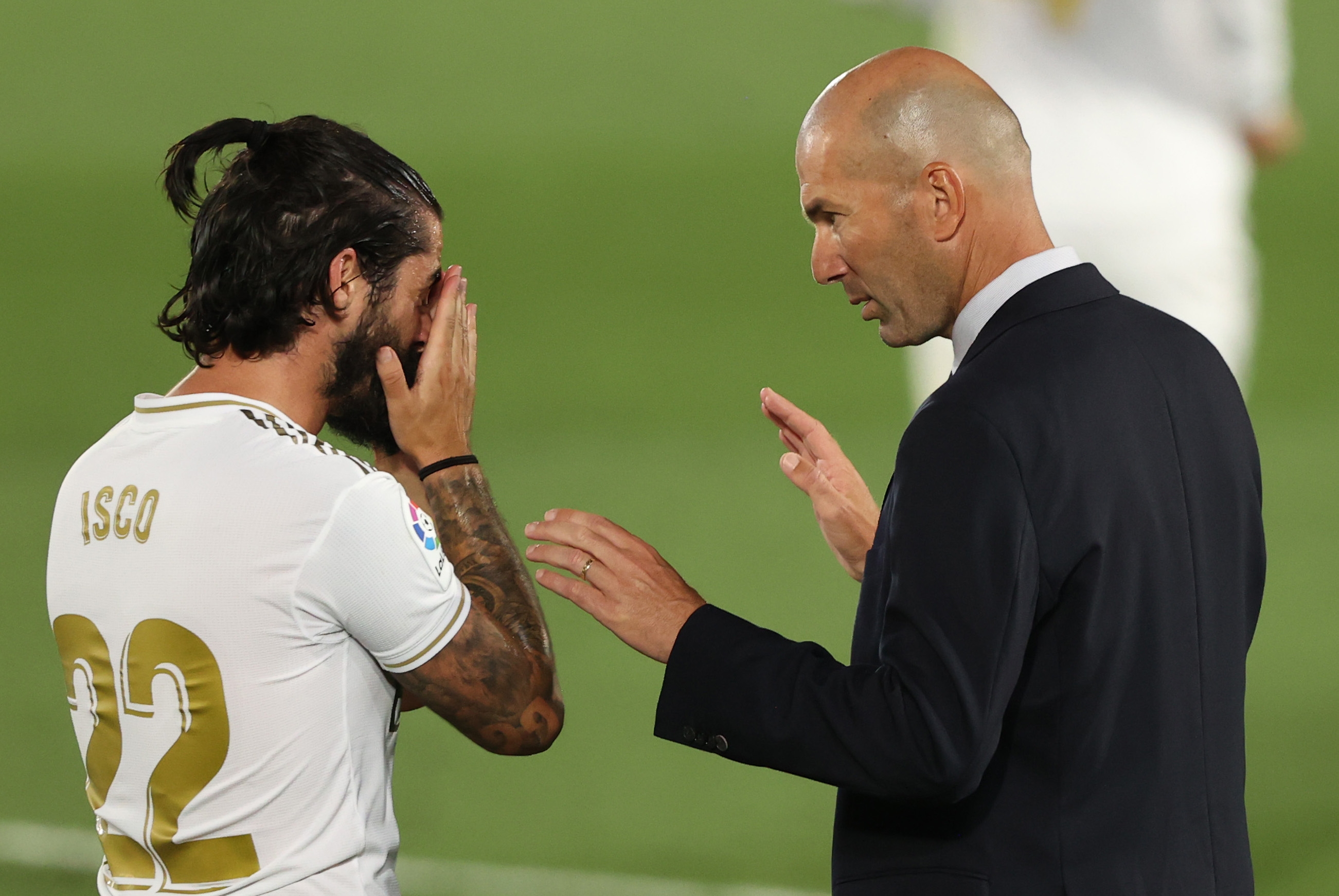 Камерите по време на дербито между и в събота са